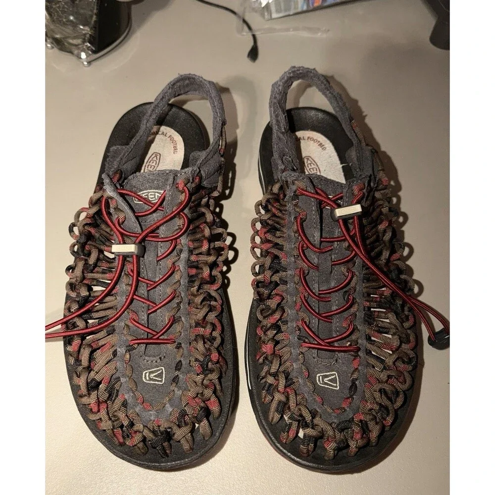 KEEN Sandals Mens 11 Brown Red Two Cord Woven Suede Athletic Hiking Shoes *READ*